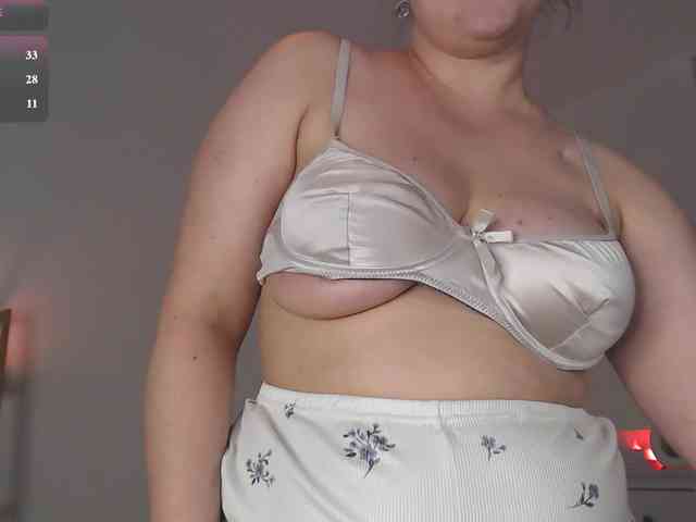 LelaRyann webcam
