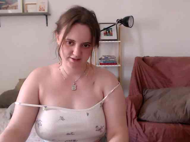 LelaRyann webcam