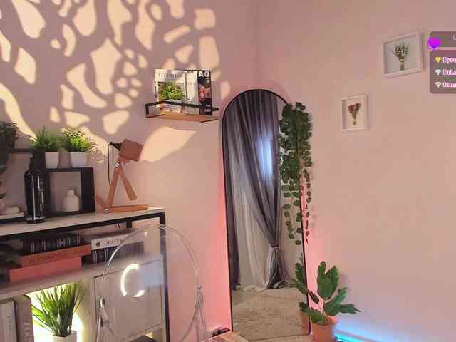 LelaRyann webcam