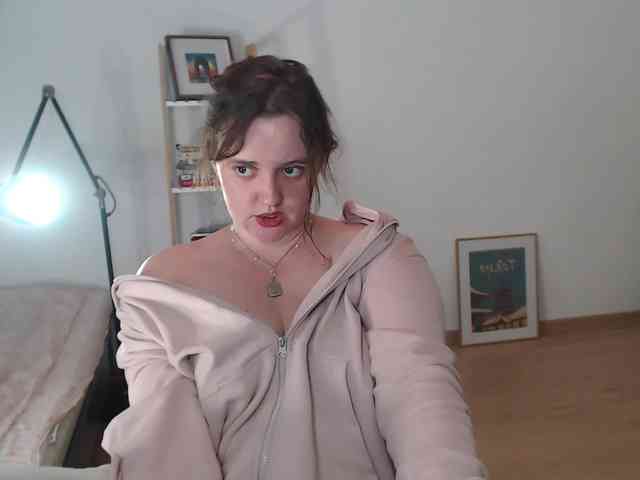 LelaRyann webcam