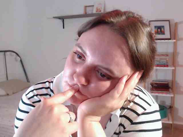 LelaRyann webcam