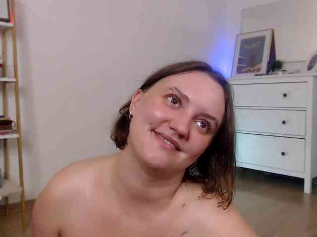 LelaRyann webcam