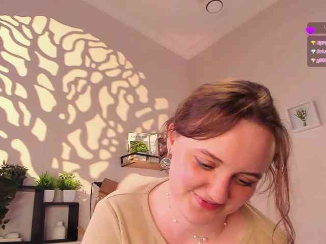 LelaRyann webcam