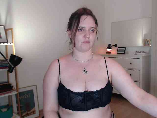 LelaRyann webcam
