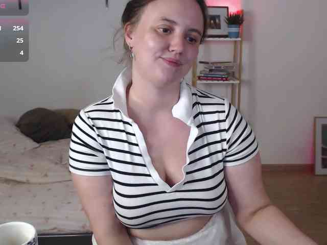 LelaRyann webcam