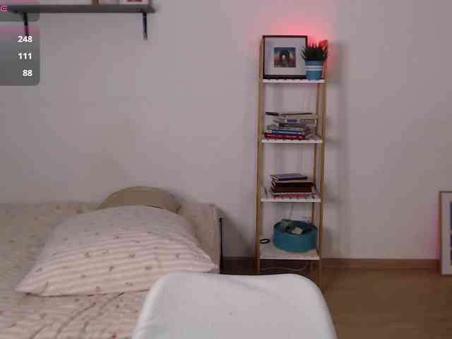 LelaRyann webcam