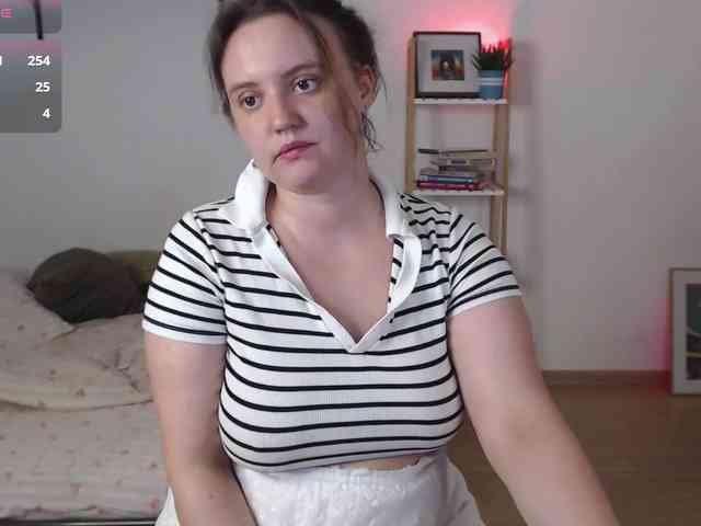 LelaRyann webcam