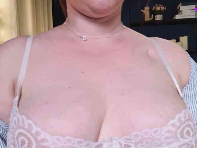 LelaRyann webcam