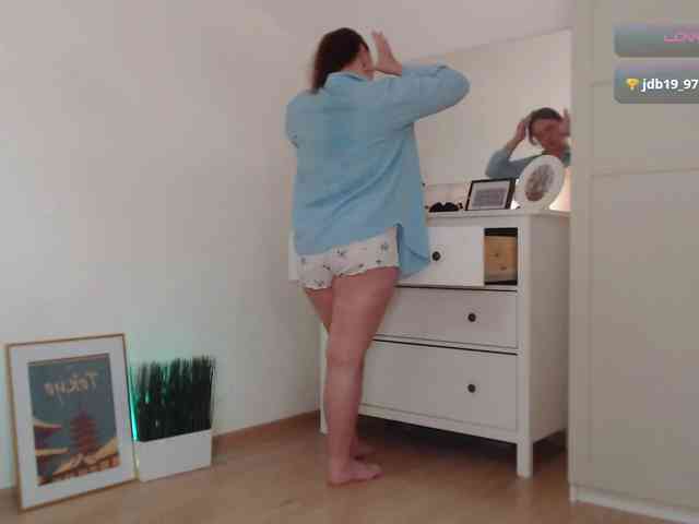 LelaRyann webcam