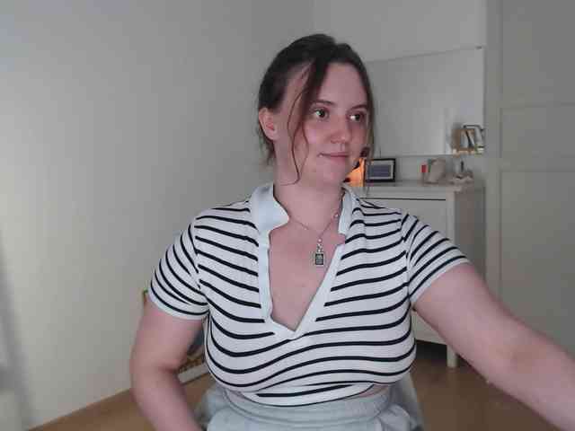 LelaRyann webcam