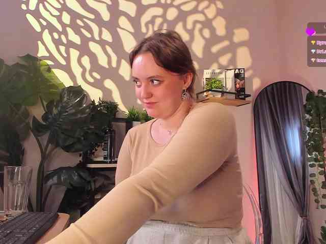 LelaRyann webcam