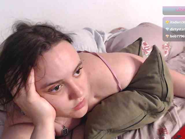 LelaRyann webcam