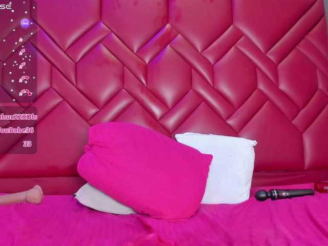 CynthiaGale live webcam show