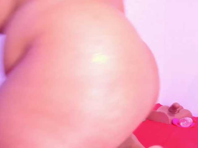 CynthiaGale live cam on BongaCams