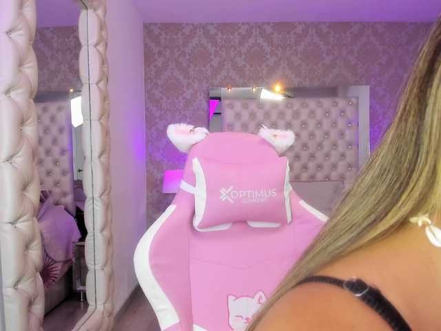 ElizHarper live cam on BongaCams