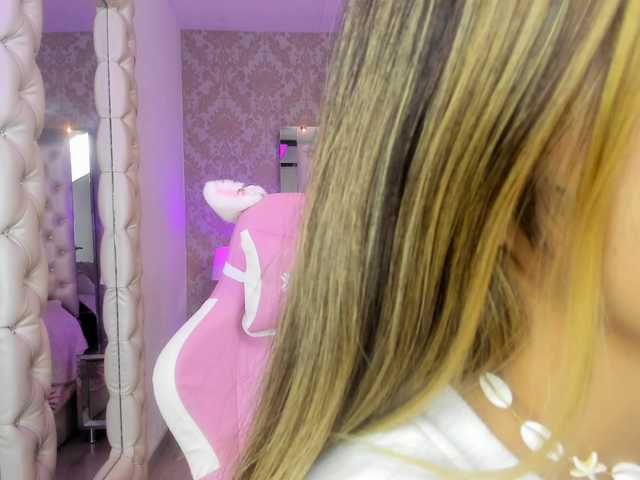 ElizHarper live cam on BongaCams