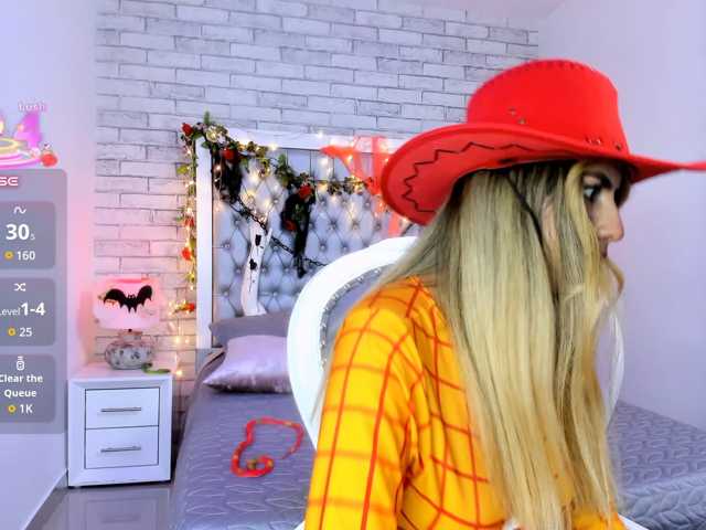 ElizHarper live cam preview