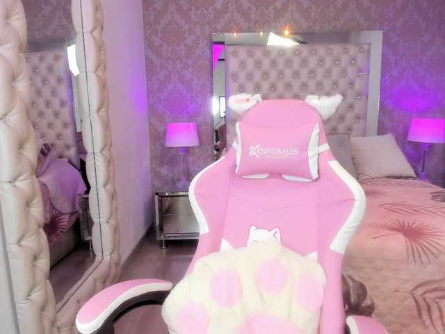 ElizHarper live cam on BongaCams