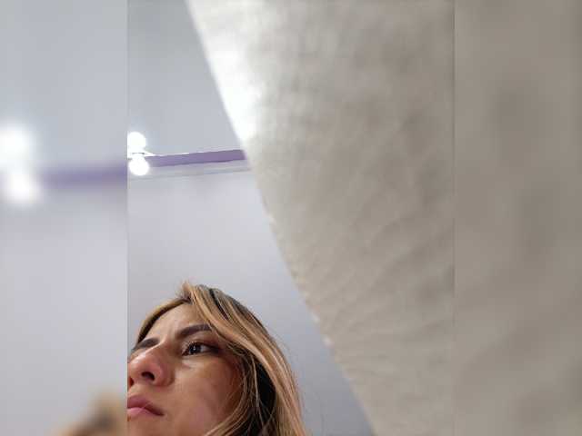 ElizHarper live cam on BongaCams