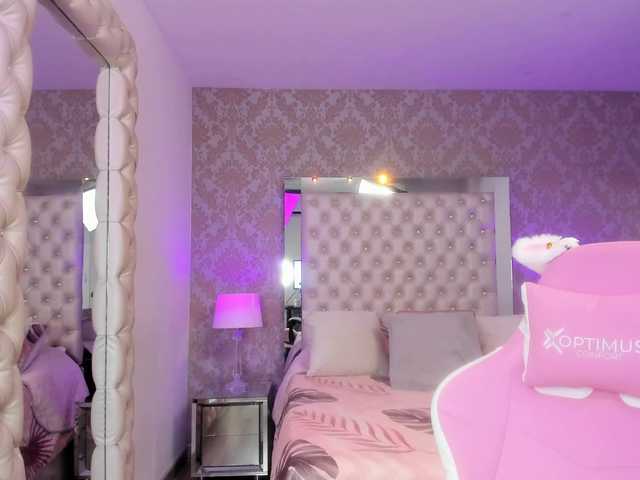 ElizHarper live cam on BongaCams