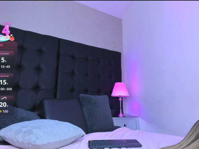 ElizHarper live cam preview
