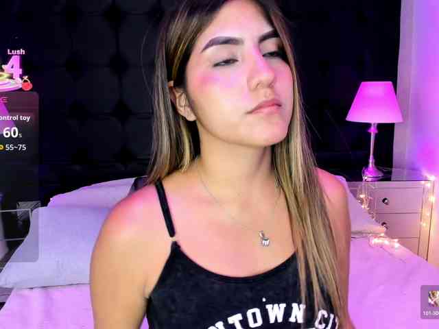 ElizHarper webcam
