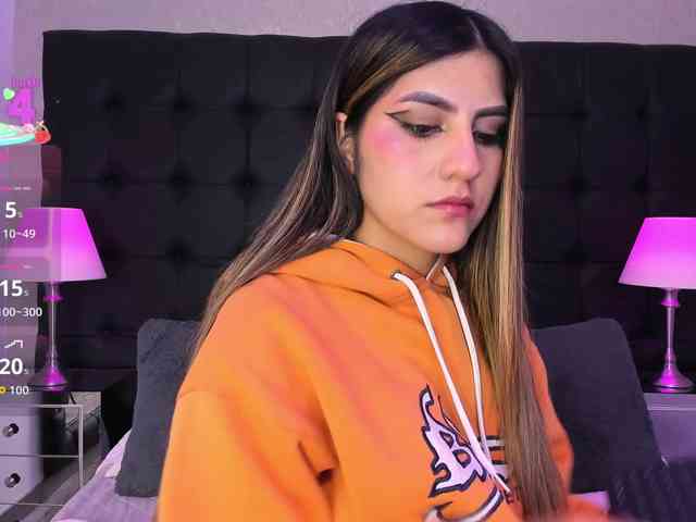 ElizHarper webcam