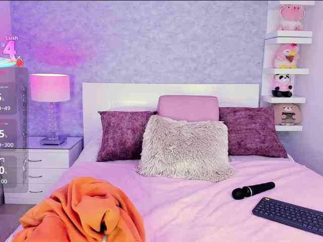 ElizHarper webcam