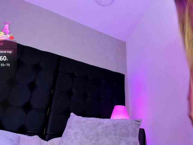 ElizHarper webcam