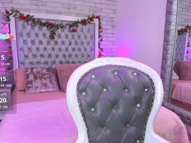 ElizHarper webcam