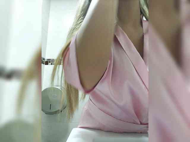 ElizHarper webcam