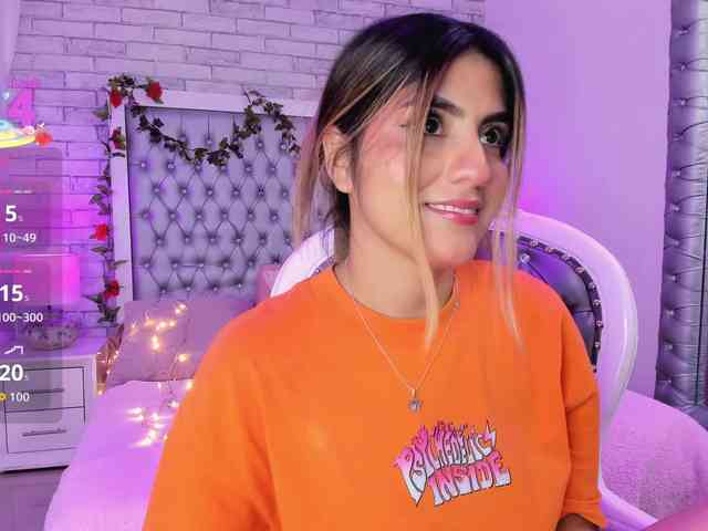 ElizHarper webcam