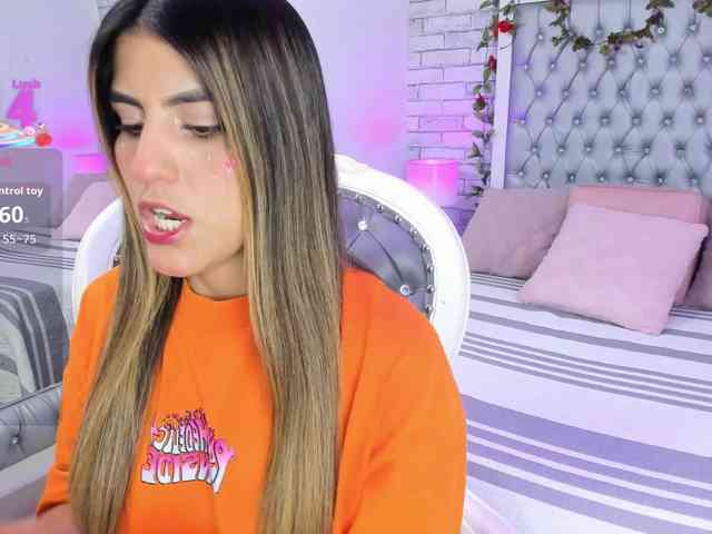 ElizHarper webcam
