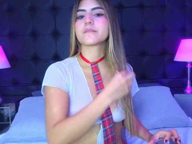 ElizHarper Live Webcam on BongaCams