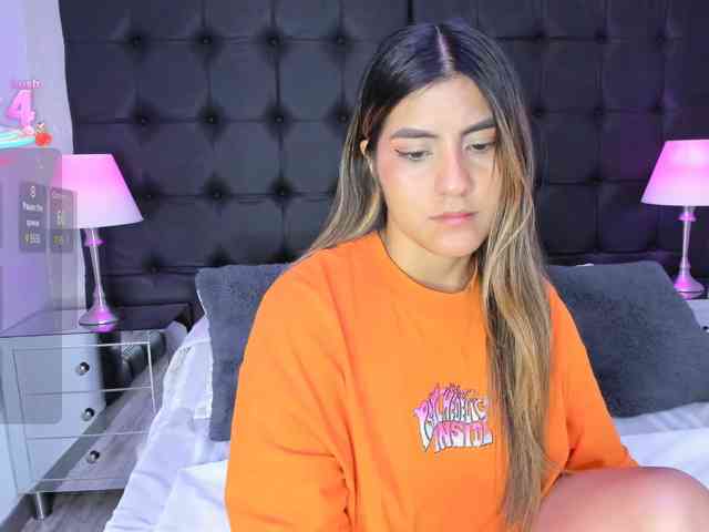ElizHarper webcam