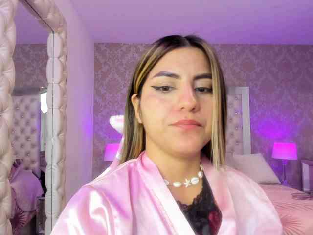 ElizHarper webcam