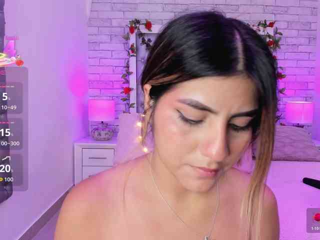 ElizHarper webcam