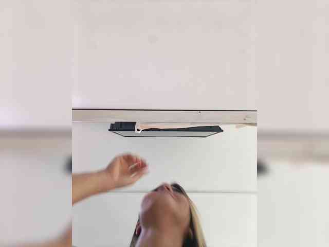 ElizHarper webcam