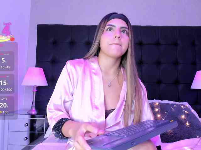 ElizHarper webcam