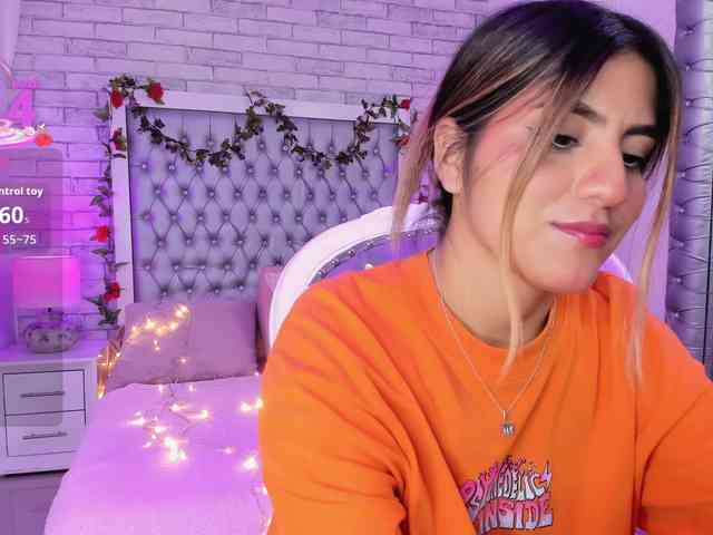 ElizHarper webcam