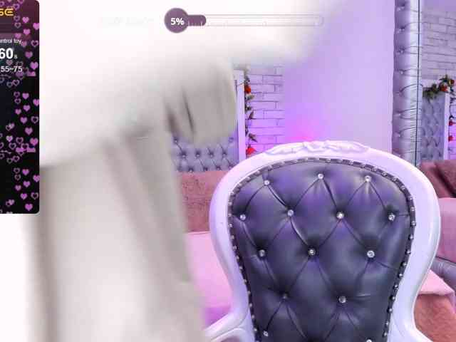 ElizHarper webcam