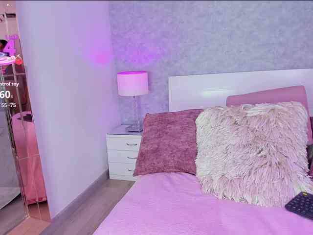 ElizHarper webcam