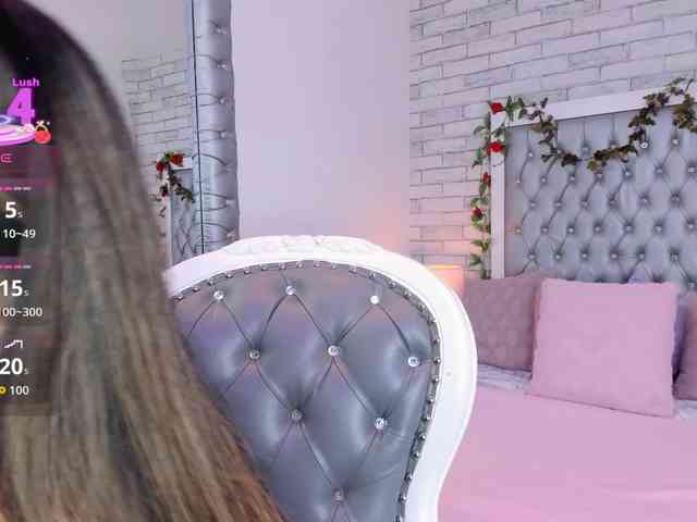 ElizHarper webcam