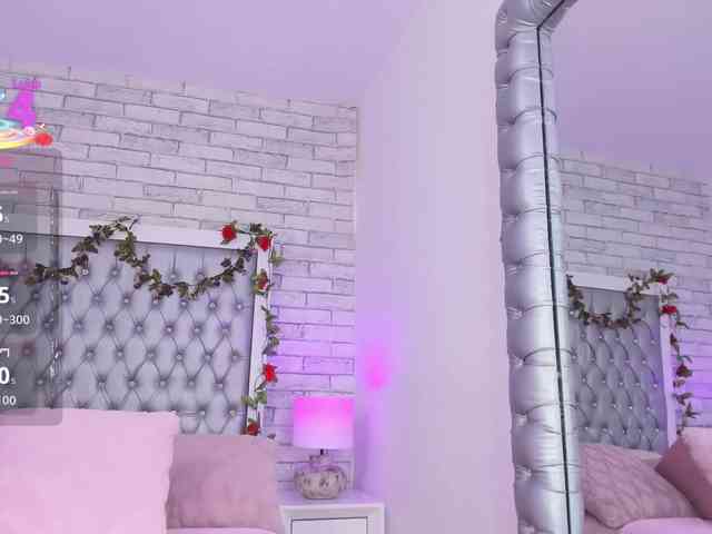 ElizHarper webcam