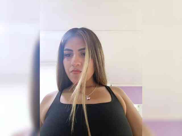 ElizHarper webcam