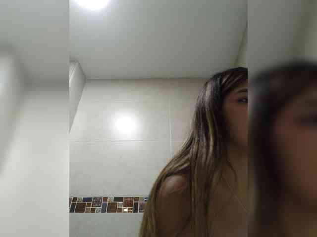 ElizHarper webcam