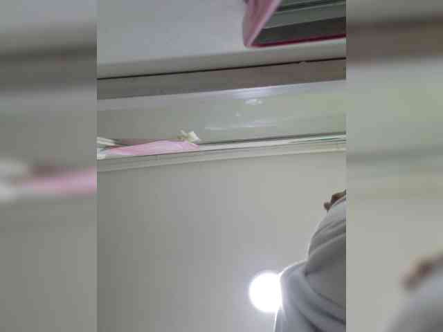 ElizHarper webcam