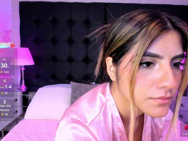 ElizHarper webcam