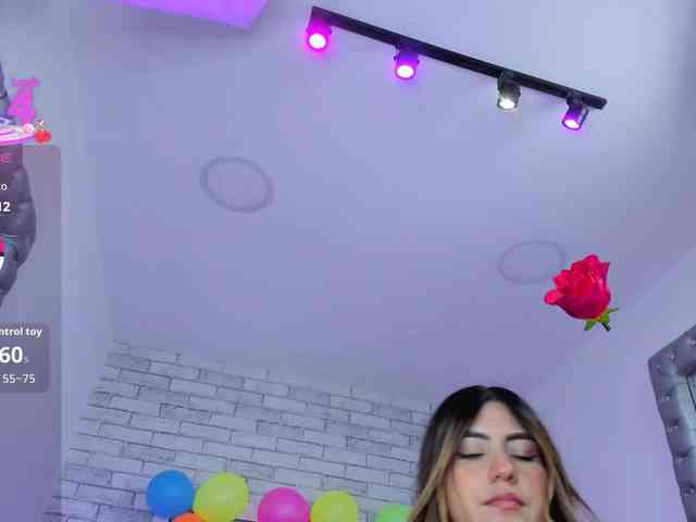 ElizHarper webcam