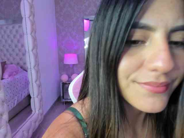ElizHarper webcam